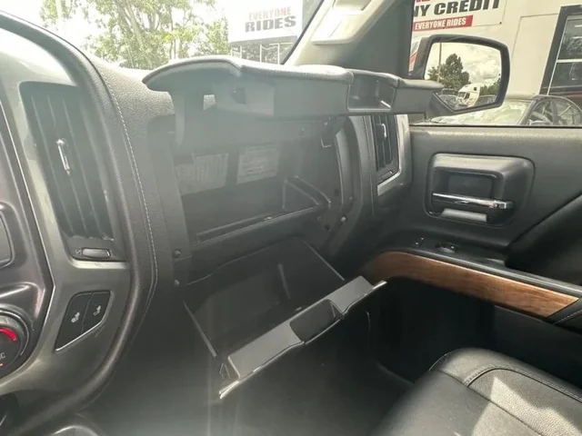 SEMINUEVOS CHEVROLET Silverado 1500 Double Cab a Estados en autogozo