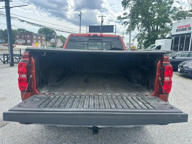 SEMINUEVOS CHEVROLET Silverado 1500 Double Cab a Estados en autogozo