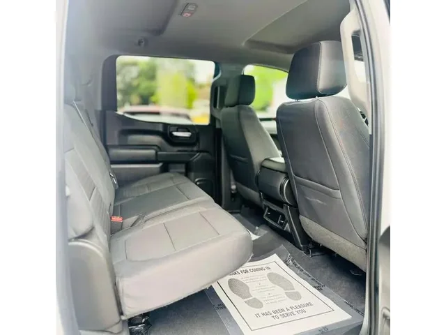 SEMINUEVOS CHEVROLET Silverado 1500 Crew Cab a Estados en autogozo