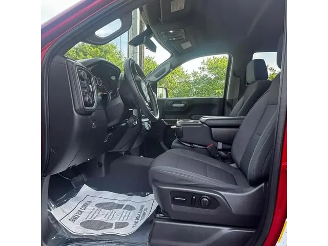 SEMINUEVOS CHEVROLET Silverado 1500 Crew Cab a Estados en autogozo