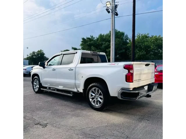 SEMINUEVOS CHEVROLET Silverado 1500 Crew Cab a Estados en autogozo