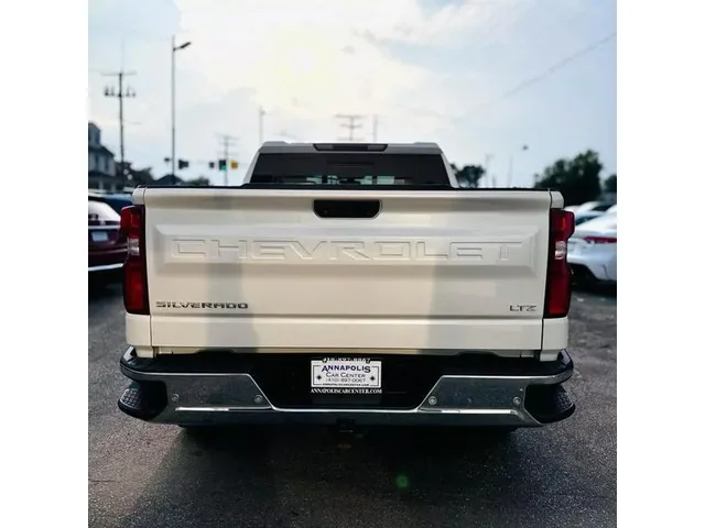 SEMINUEVOS CHEVROLET Silverado 1500 Crew Cab a Estados en autogozo