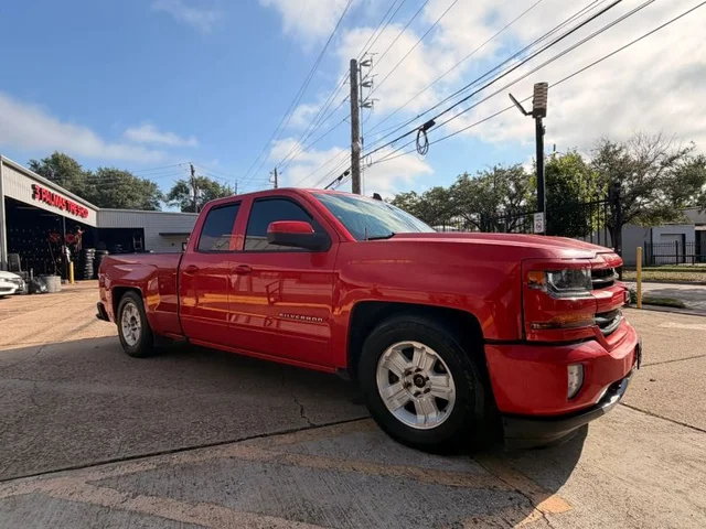 SEMINUEVOS CHEVROLET Silverado 1500 Double Cab a Estados en autogozo