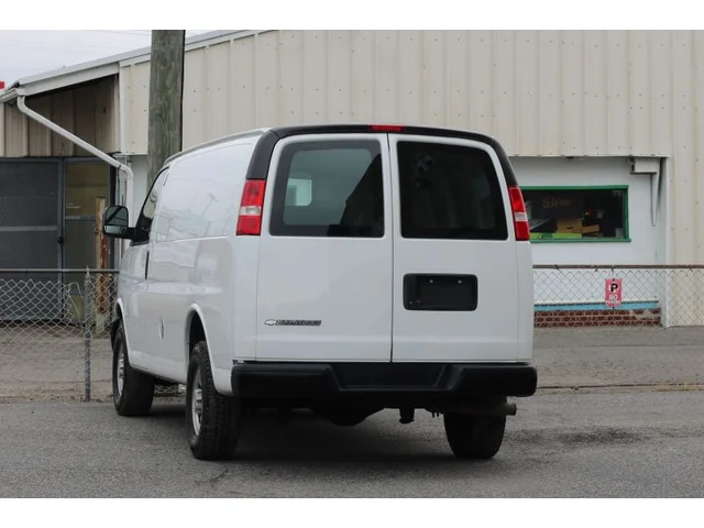 SEMINUEVOS CHEVROLET Express 2500 Cargo a Estados en autogozo