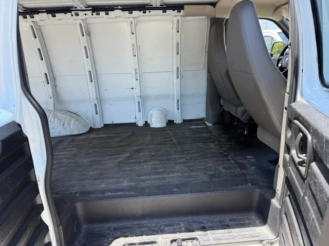 SEMINUEVOS CHEVROLET Express 2500 Cargo a Estados en autogozo