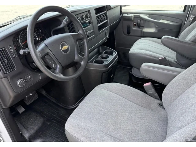 SEMINUEVOS CHEVROLET Express 2500 Cargo a Estados en autogozo