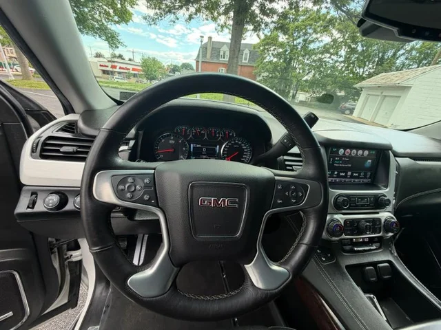 SEMINUEVOS GMC Yukon a Estados en autogozo