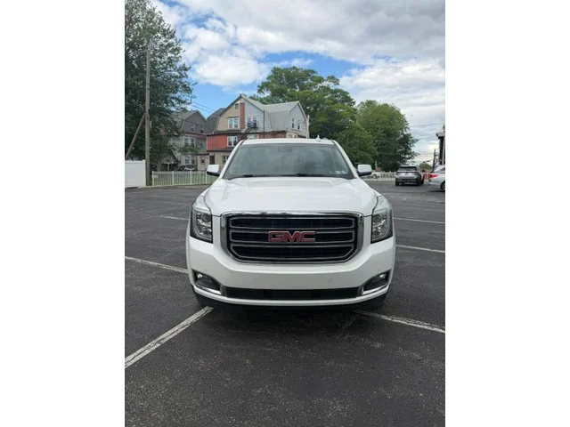 SEMINUEVOS GMC Yukon a Estados en autogozo