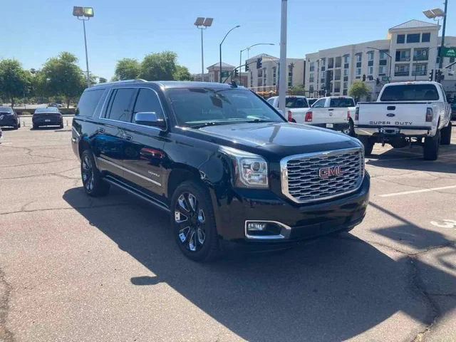 SEMINUEVOS GMC Yukon XL at Prime Dealer LLC in Mesa