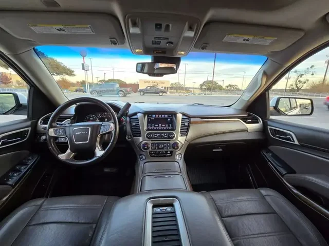SEMINUEVOS GMC Yukon XL a Estados en autogozo