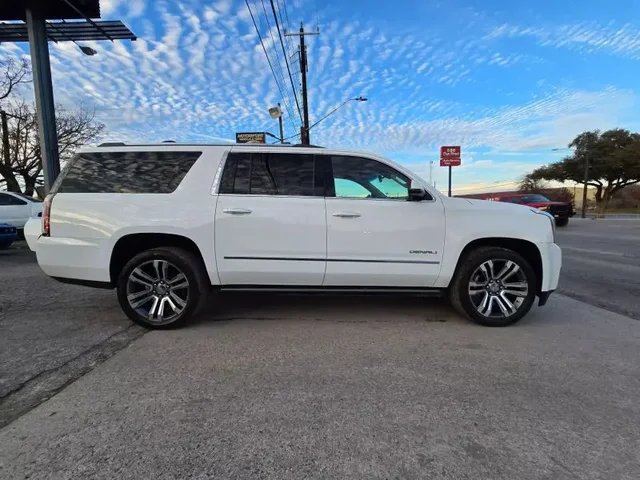 SEMINUEVOS GMC Yukon XL a Estados en autogozo