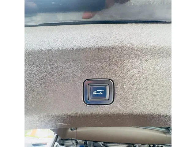 SEMINUEVOS CHEVROLET Suburban a Estados en autogozo