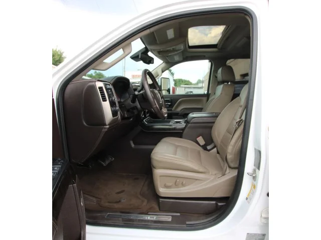 SEMINUEVOS GMC Sierra 3500 HD Crew Cab a Estados en autogozo
