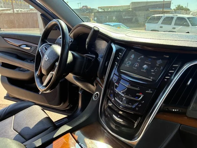 SEMINUEVOS CADILLAC Escalade at Prime Dealer LLC in Mesa