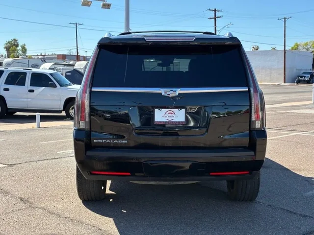 SEMINUEVOS CADILLAC Escalade at Prime Dealer LLC in Mesa