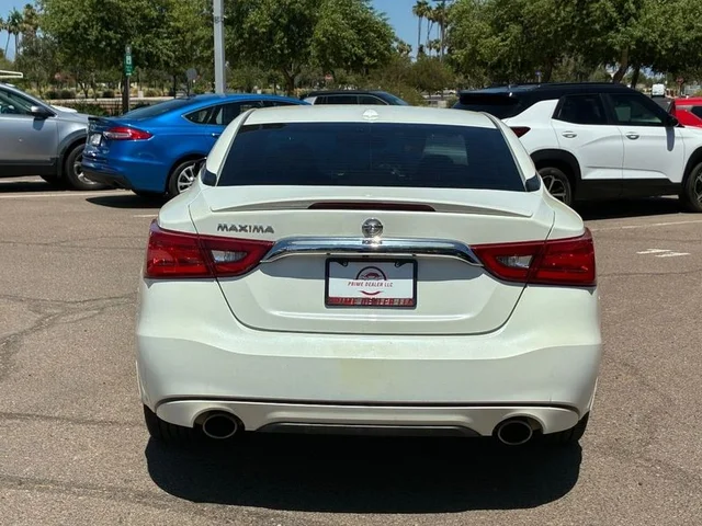 SEMINUEVOS NISSAN Maxima at Prime Dealer LLC in Mesa
