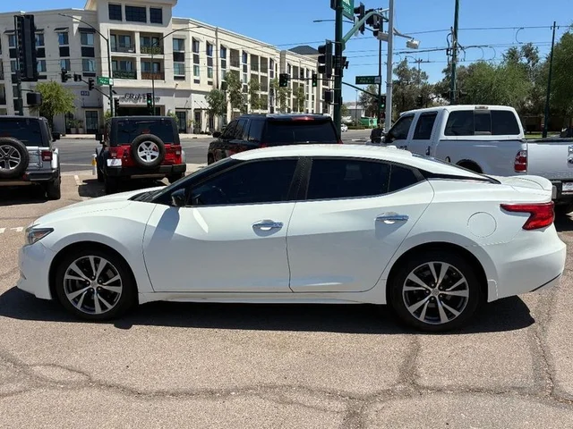 SEMINUEVOS NISSAN Maxima at Prime Dealer LLC in Mesa