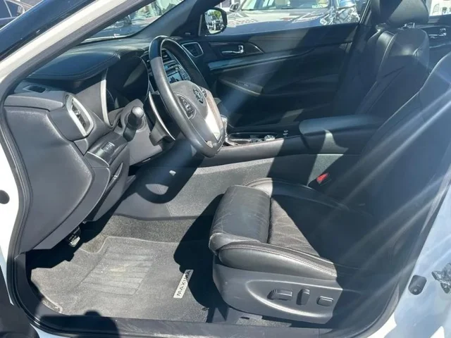 SEMINUEVOS NISSAN Maxima a Estados en autogozo