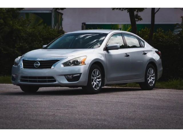 SEMINUEVOS NISSAN Altima a Estados en autogozo