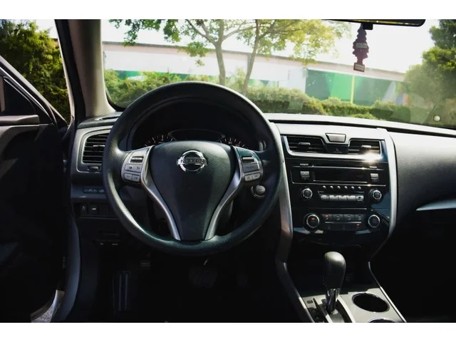 SEMINUEVOS NISSAN Altima a Estados en autogozo