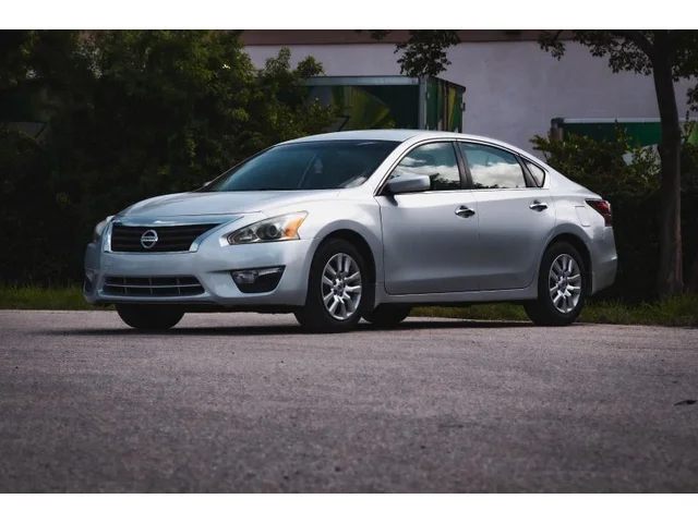 SEMINUEVOS NISSAN Altima a Estados en autogozo