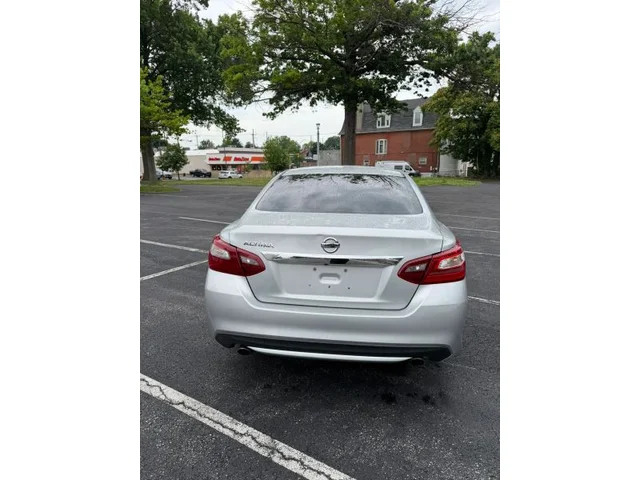SEMINUEVOS NISSAN Altima a Estados en autogozo