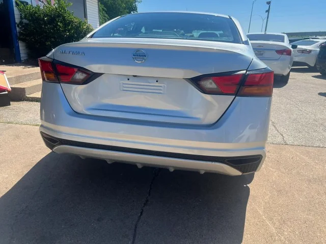 SEMINUEVOS NISSAN Altima a Estados en autogozo