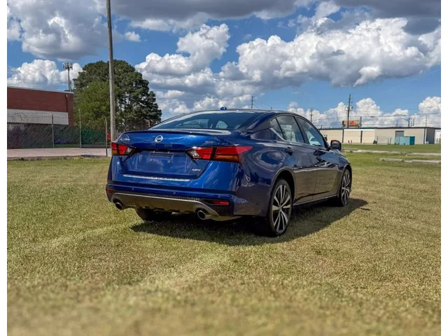 SEMINUEVOS NISSAN Altima a Estados en autogozo