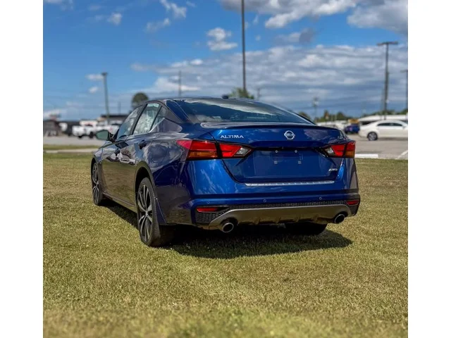 SEMINUEVOS NISSAN Altima a Estados en autogozo