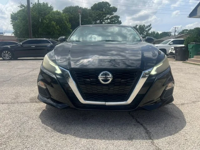 SEMINUEVOS NISSAN Altima a Estados en autogozo