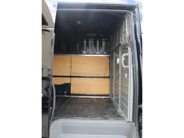 SEMINUEVOS NISSAN NV2500 HD Cargo a Estados en autogozo