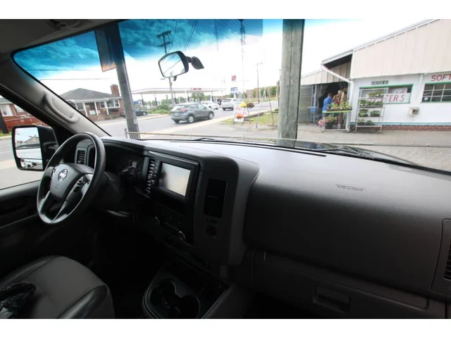SEMINUEVOS NISSAN NV2500 HD Cargo a Estados en autogozo