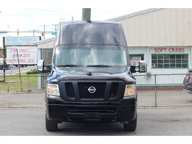 SEMINUEVOS NISSAN NV2500 HD Cargo a Estados en autogozo