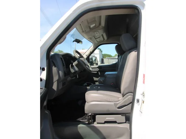 SEMINUEVOS NISSAN NV2500 HD Cargo a Estados en autogozo