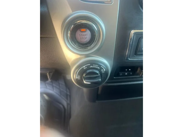 SEMINUEVOS NISSAN TITAN XD Crew Cab a Estados en autogozo