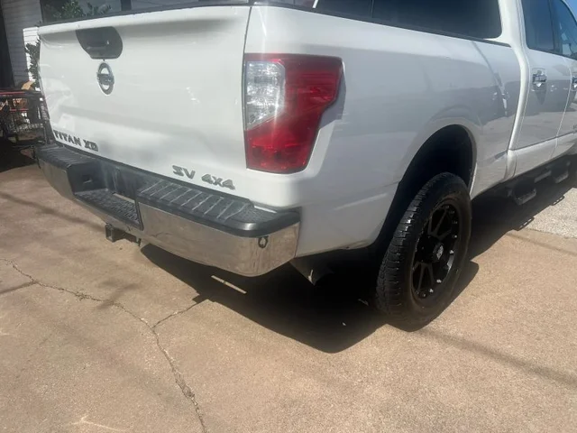 SEMINUEVOS NISSAN TITAN XD Crew Cab a Estados en autogozo