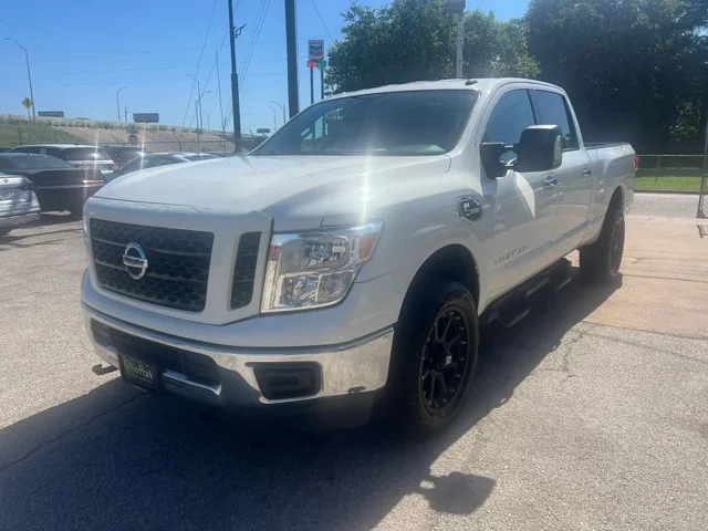 SEMINUEVOS NISSAN TITAN XD Crew Cab a Estados en autogozo