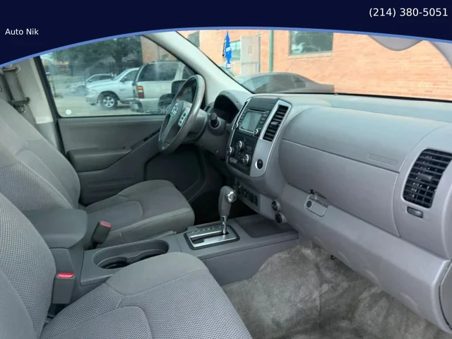 SEMINUEVOS NISSAN Frontier Crew Cab a Estados en autogozo