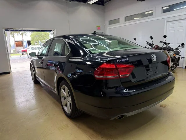 SEMINUEVOS VOLKSWAGEN Passat a Estados en autogozo