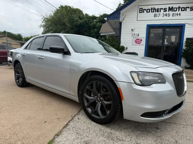 SEMINUEVOS CHRYSLER 300 a Estados en autogozo