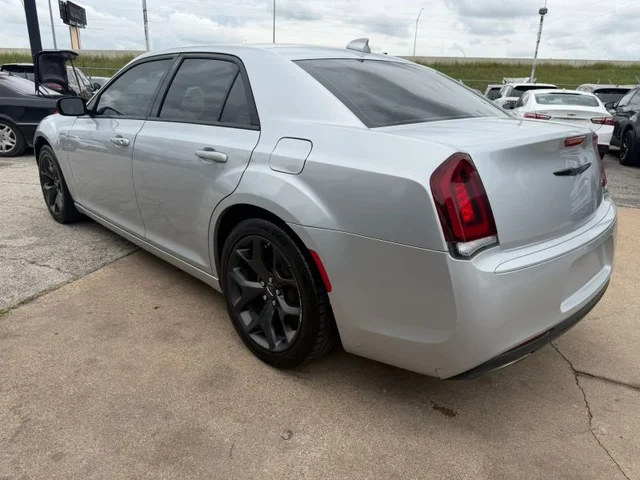 SEMINUEVOS CHRYSLER 300 a Estados en autogozo