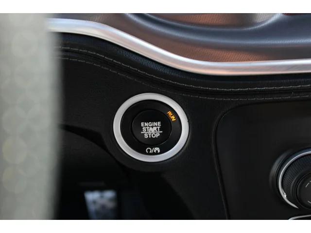 SEMINUEVOS DODGE Charger a Estados en autogozo