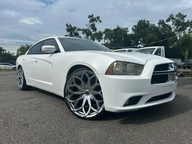 SEMINUEVOS DODGE Charger a Estados en autogozo