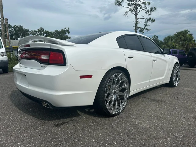 SEMINUEVOS DODGE Charger a Estados en autogozo