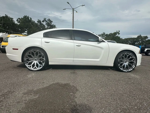 SEMINUEVOS DODGE Charger a Estados en autogozo