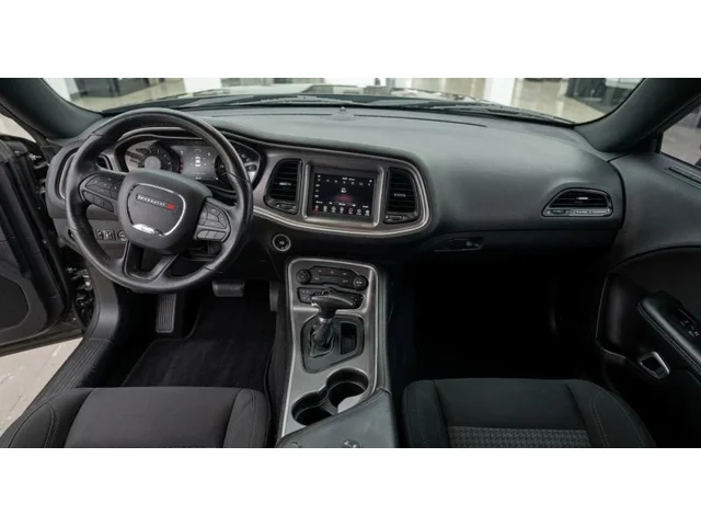 SEMINUEVOS DODGE Challenger a Estados en autogozo