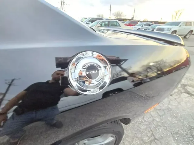 SEMINUEVOS DODGE Challenger a Estados en autogozo