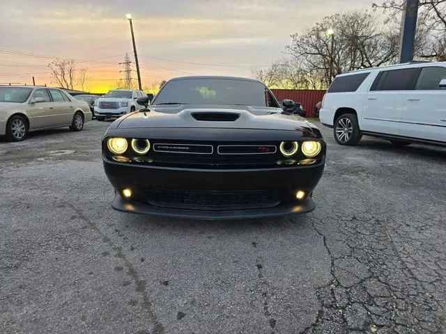 SEMINUEVOS DODGE Challenger a Estados en autogozo