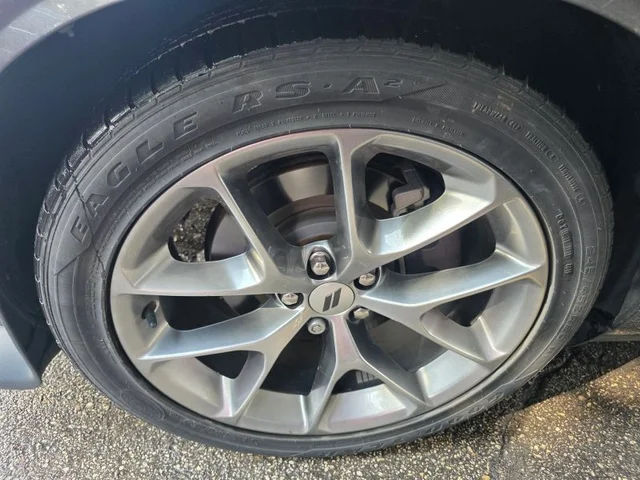 SEMINUEVOS DODGE Challenger a Estados en autogozo