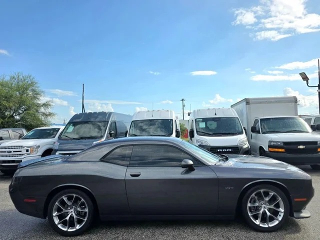 SEMINUEVOS DODGE Challenger a Estados en autogozo